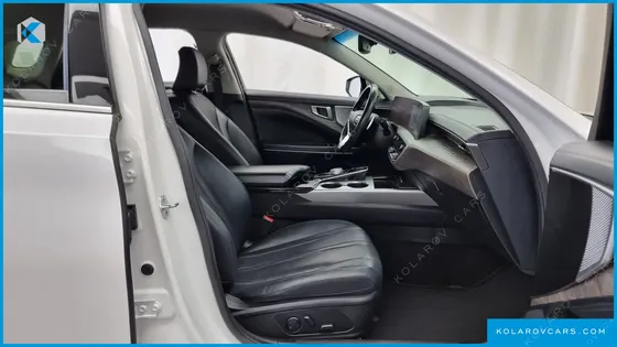 KIA K8 2.5 GASOLINE 2WD