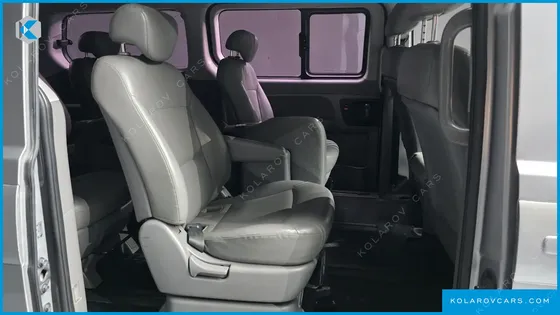HYUNDAI STAREX 12-SEATER WAGON