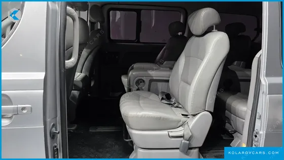HYUNDAI STAREX 12-SEATER WAGON