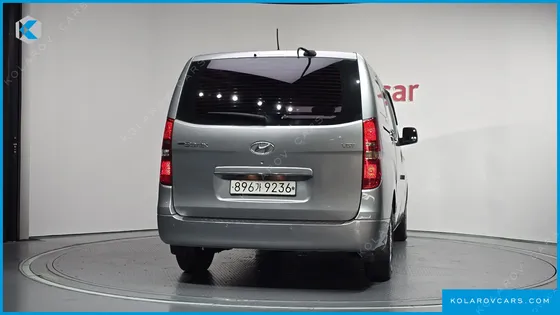 HYUNDAI STAREX 3-SEATER VAN