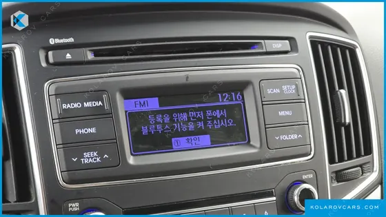 HYUNDAI STAREX 3-SEATER VAN