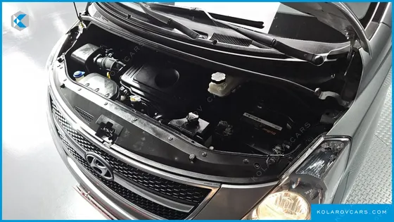 HYUNDAI STAREX 11-SEATER WAGON
