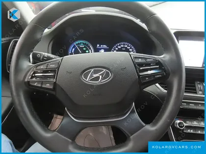 HYUNDAI GRANDEUR EXCLUSIVE