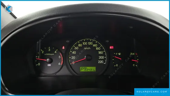HYUNDAI STAREX 5-SEATER VAN