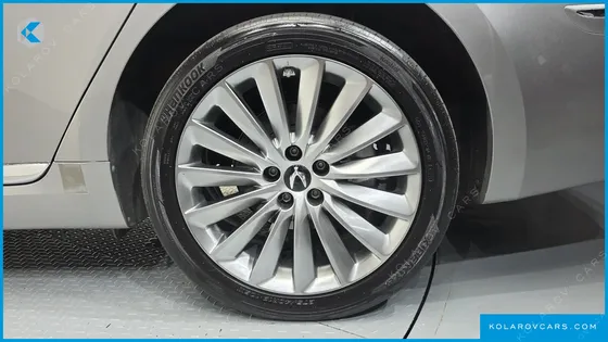 HYUNDAI EQUUS VS500