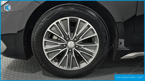HYUNDAI GRANDEUR EXCLUSIVE