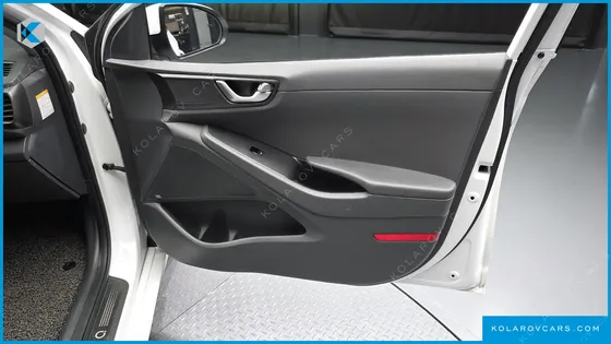 HYUNDAI IONIQ Q