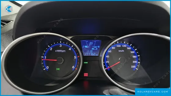 HYUNDAI TUCSON DIESEL(E-VGT) 2WD