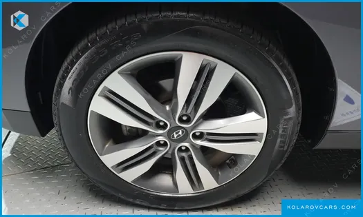 HYUNDAI TUCSON DIESEL(E-VGT) 2WD