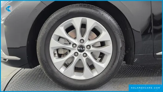 KIA K8 2.5 GASOLINE 2WD