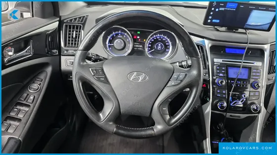 HYUNDAI SONATA LPI PREMIER(HANDICAPPED)