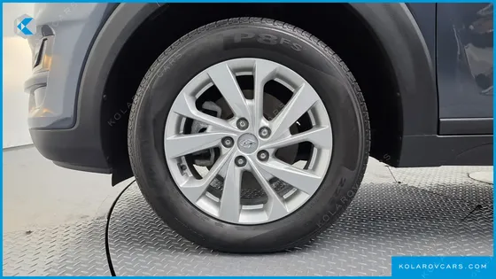 HYUNDAI TUCSON DIESEL 1.6 2WD