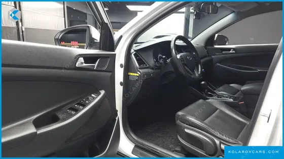 HYUNDAI TUCSON DIESEL 1.7 2WD