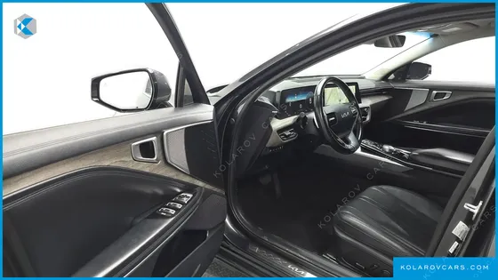 KIA K8 2.5 GASOLINE 2WD