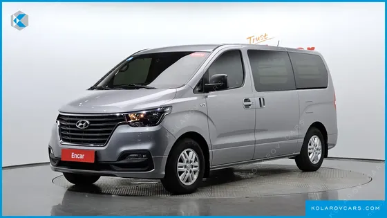 HYUNDAI STAREX VAN 3-SEATER