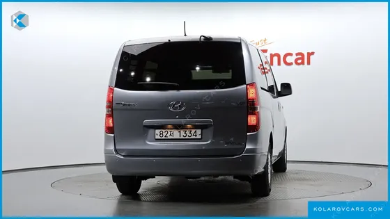 HYUNDAI STAREX VAN 3-SEATER