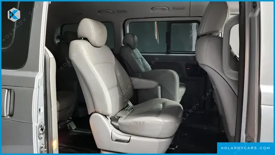 HYUNDAI STAREX WAGON 12-SEATER