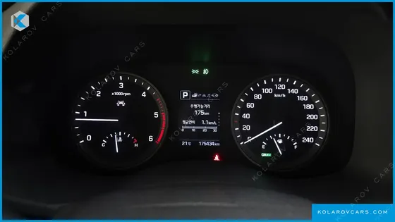 HYUNDAI TUCSON DIESEL 2.0 2WD