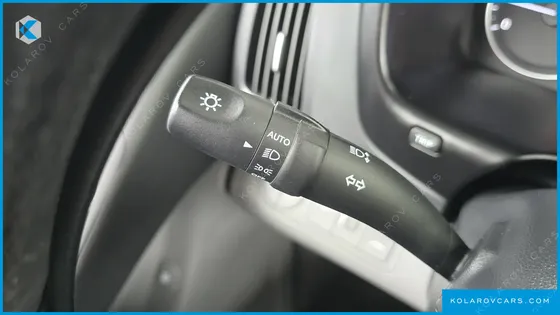 HYUNDAI STAREX 4WD WAGON 11-SEATER