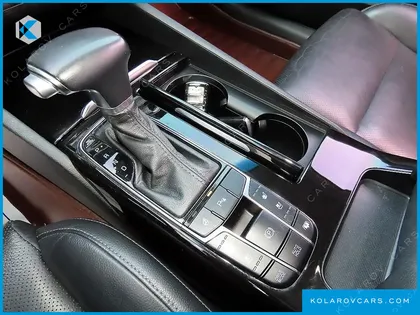 KIA K7 3.0 LPI LUXURY (RENTAL CAR)