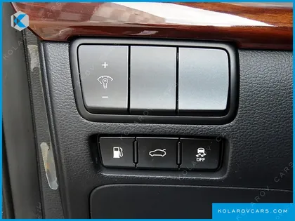 KIA K7 3.0 LPI LUXURY (RENTAL CAR)