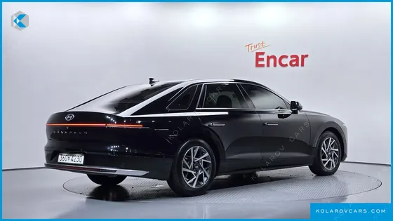 HYUNDAI GRANDEUR PREMIUM