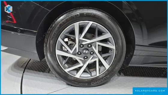 HYUNDAI GRANDEUR PREMIUM