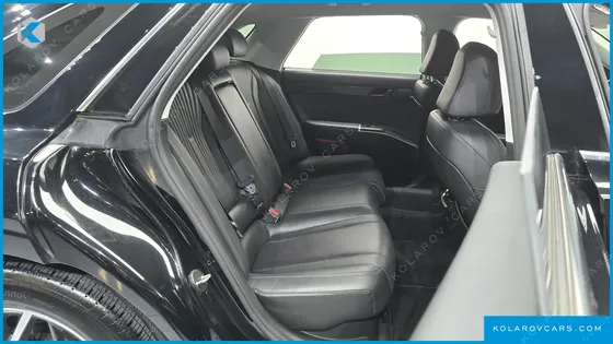 HYUNDAI GRANDEUR PREMIUM