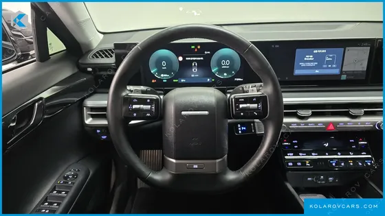 HYUNDAI GRANDEUR PREMIUM
