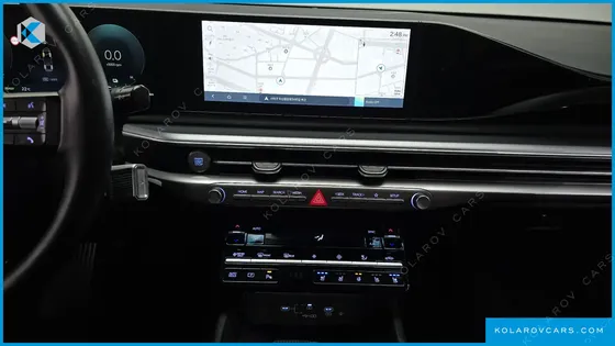 HYUNDAI GRANDEUR PREMIUM