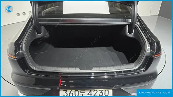 HYUNDAI GRANDEUR PREMIUM