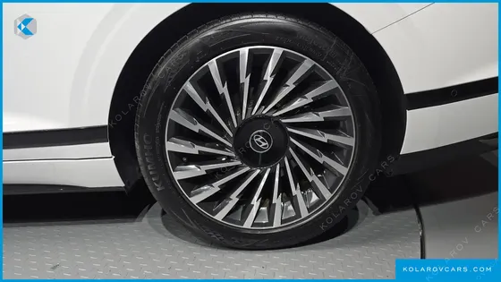 HYUNDAI GRANDEUR CALLIGRAPHY