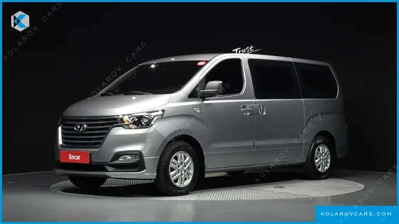 HYUNDAI STAREX VAN 3-SEATER