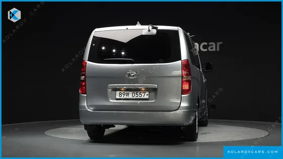 HYUNDAI STAREX VAN 3-SEATER