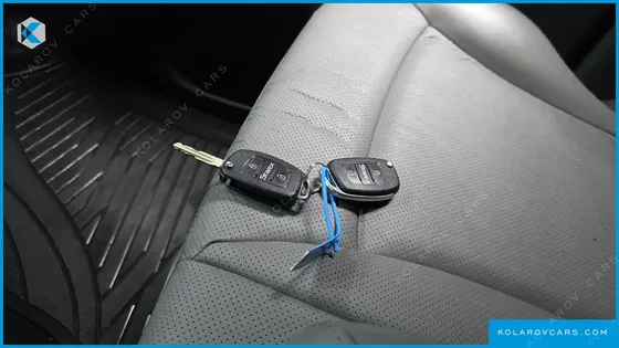 HYUNDAI STAREX VAN 3-SEATER