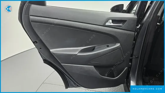 HYUNDAI TUCSON DIESEL 2.0 2WD