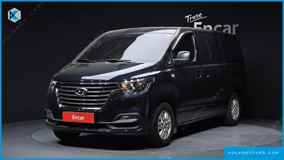 HYUNDAI STAREX VAN 5-SEATER