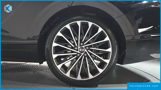 HYUNDAI GRANDEUR CALLIGRAPHY