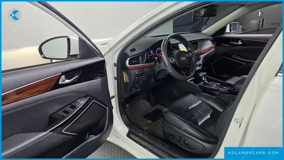 KIA K7 3.0 LPI LUXURY (RENTAL CAR)
