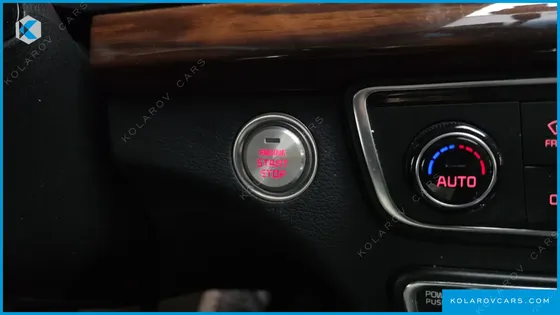 KIA K7 3.0 LPI LUXURY (RENTAL CAR)