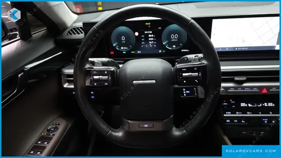 HYUNDAI GRANDEUR PREMIUM