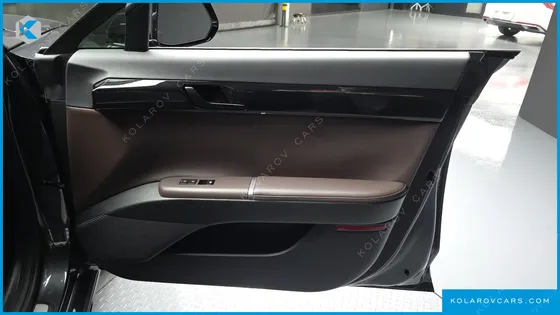 HYUNDAI GRANDEUR PREMIUM