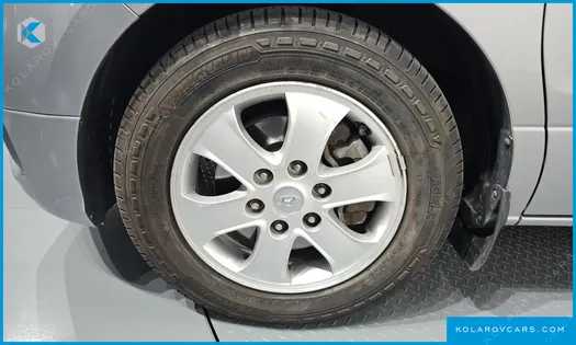 HYUNDAI STAREX WAGON 11-SEATER