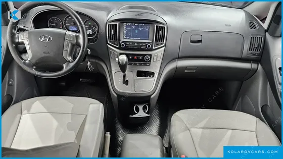 HYUNDAI STAREX WAGON 11-SEATER