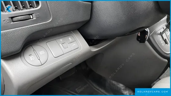 HYUNDAI STAREX WAGON 11-SEATER