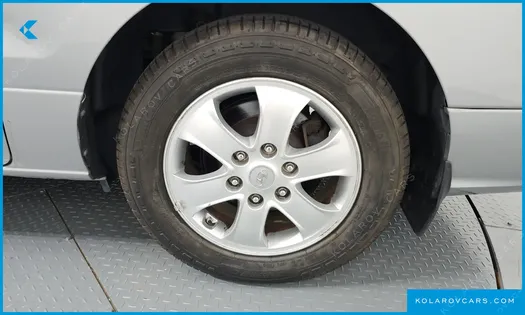 HYUNDAI STAREX WAGON 11-SEATER