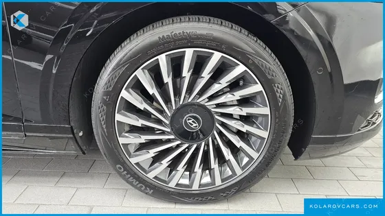 HYUNDAI GRANDEUR CALLIGRAPHY
