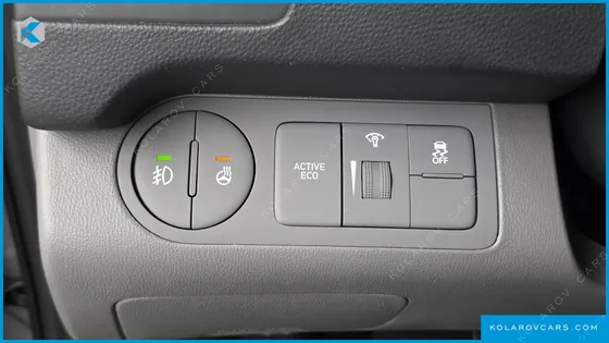 HYUNDAI STAREX VAN 3-SEATER