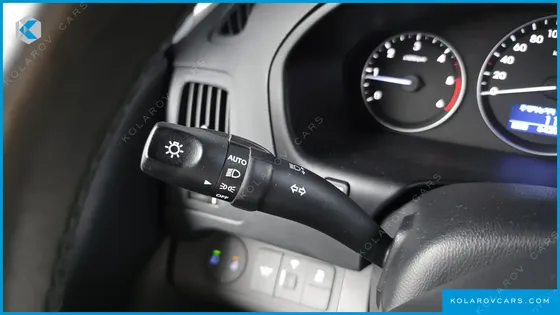 HYUNDAI STAREX VAN 3-SEATER