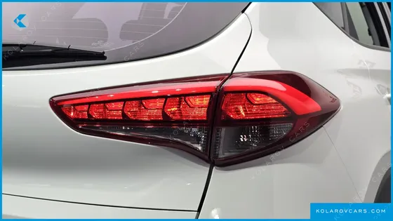 HYUNDAI TUCSON DIESEL 2.0 2WD